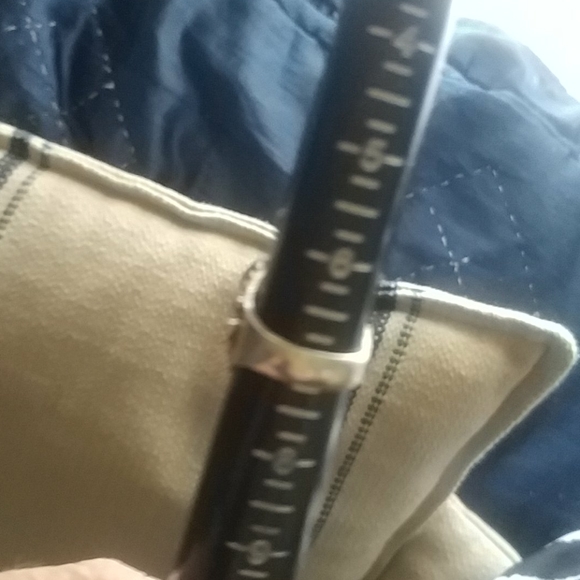 Ring - Picture 5 of 5